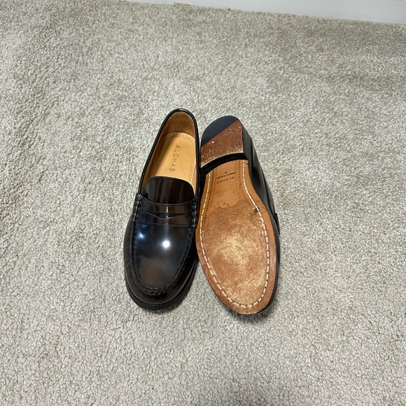 SOLD‼️ ALOHAS Women's Dark Brown Leather Loafers - Picture 2 of 4
